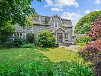 54 Palm Beach Ave, Narragansett, RI, 02882