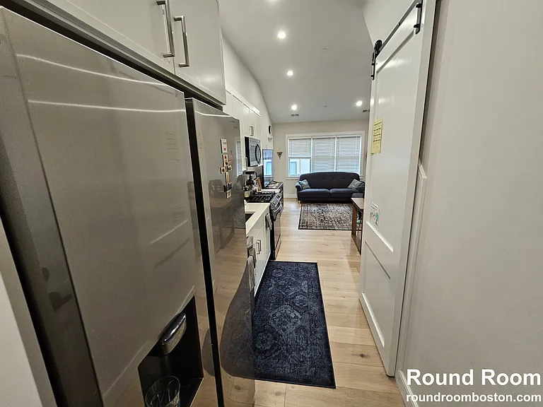 9 Everett St #2 — Photo 11