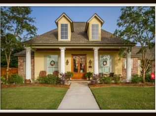 104 Perdu Hill Run, Youngsville, LA 70592