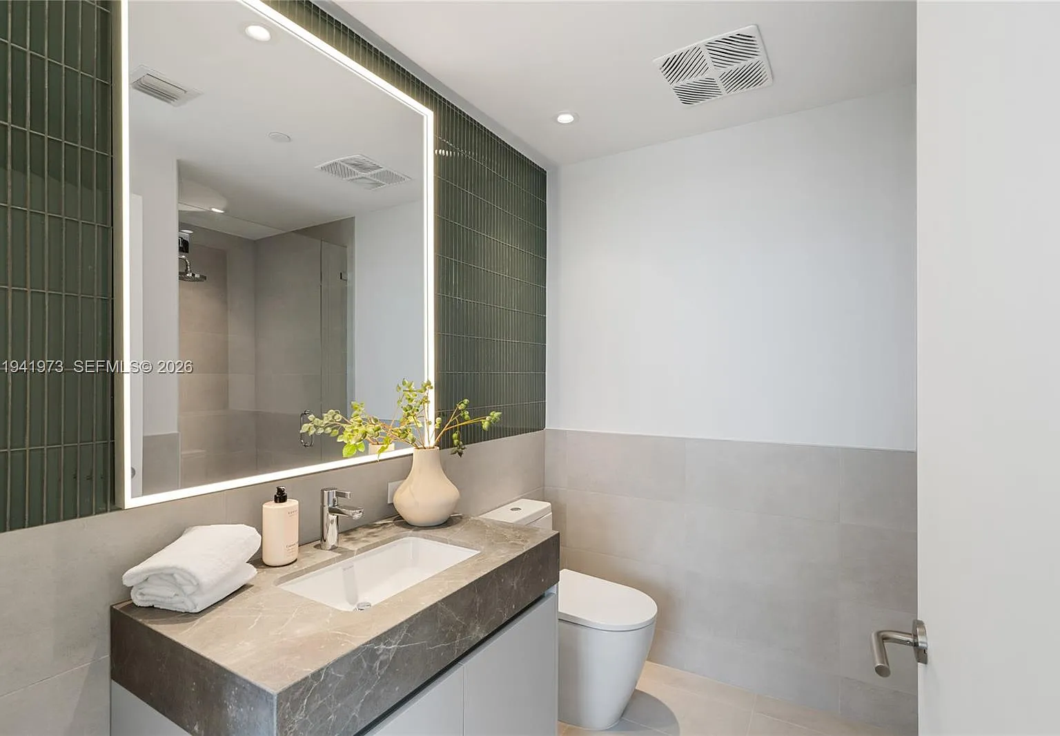 4 bed, 5.0 bath, 3535 sqft, $60,000 — Photo 4
