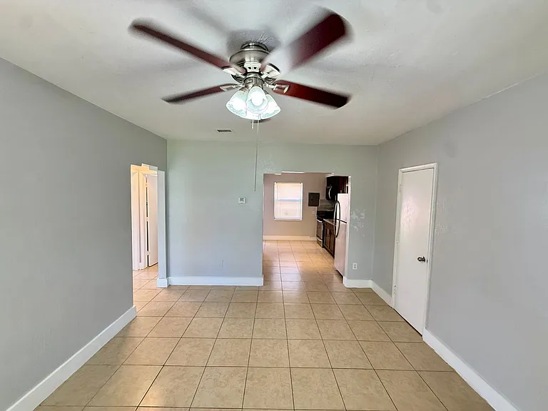 1467 NW 53rd St #1 — Photo 17