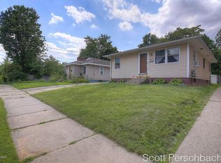 1225 Diamond Ave NE, Grand Rapids, MI 49505