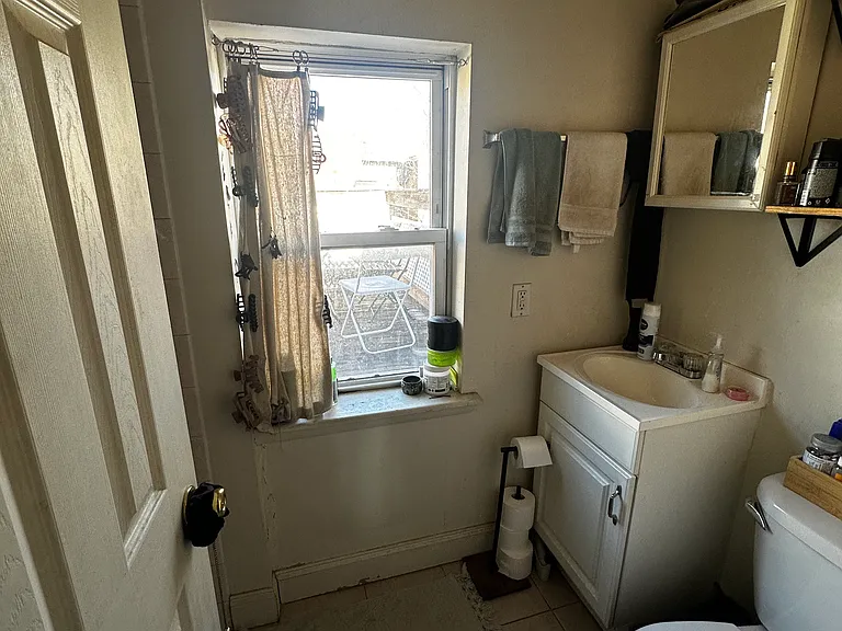 2217 Naudain St #3 — Photo 9