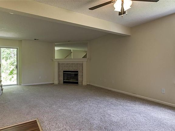 5th image of 6146 NE Moonstone Ct