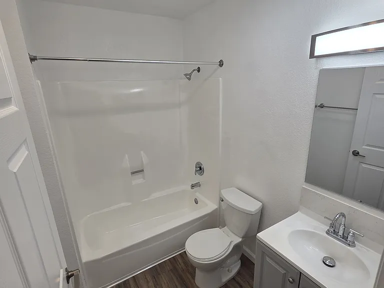 13112 Carriage Rd #15 — Photo 12
