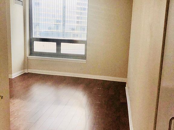 3rd image of 440 N Wabash Ave APT 2909