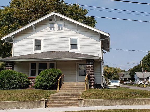 2nd image of 700 Washington Ave