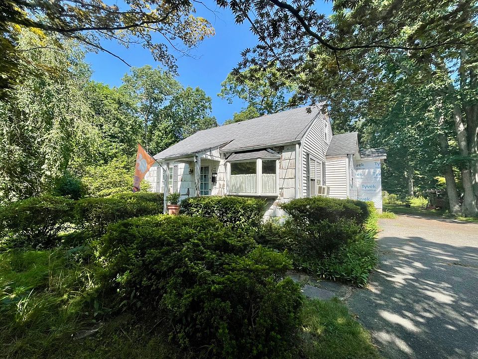 1st image of 295 Woodlawn Ave
