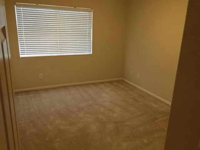 10619 Salmon Leap St — Photo 11