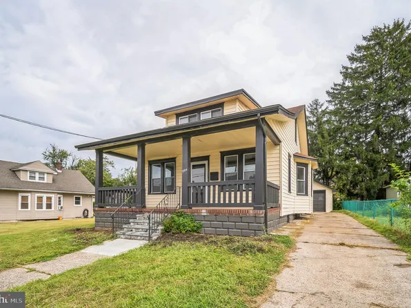 1954 49th St, Pennsauken, NJ 08110