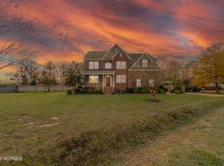 101 Goldeneye Ct, Moyock, NC 27958