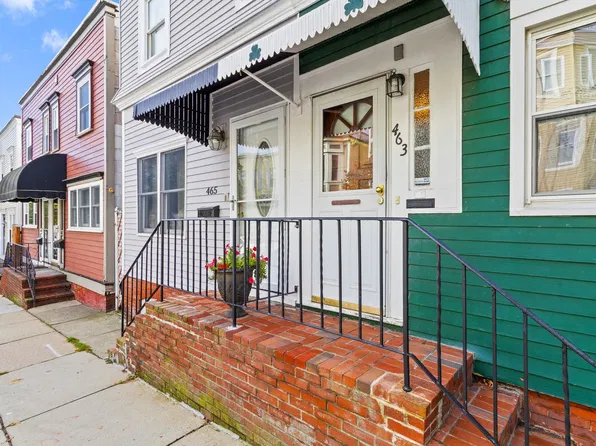 463 E 6th St, South Boston, MA 02127