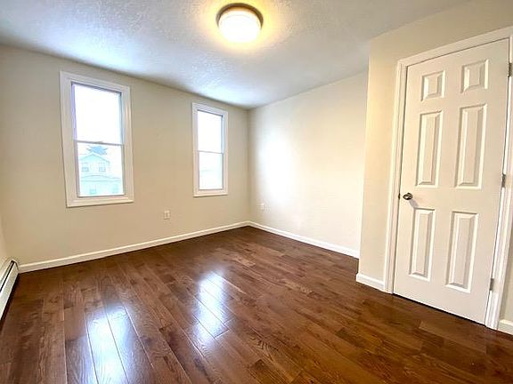 2nd image of 178 Mapes Ave #3A