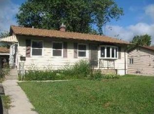 123 E Streamwood Blvd, Streamwood, IL 60107
