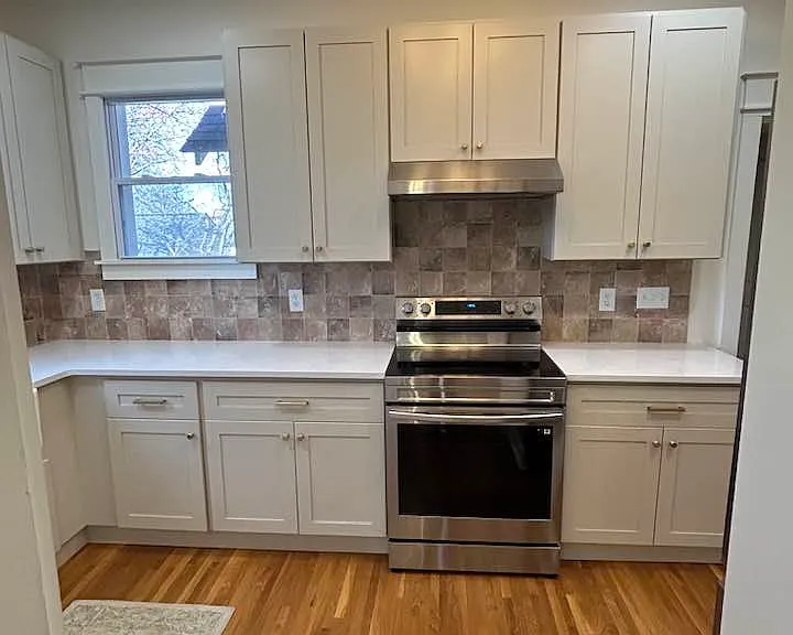617 Boscobel St — Photo 3
