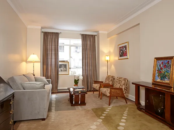 25 Central Park W APT 6U, New York, NY 10023