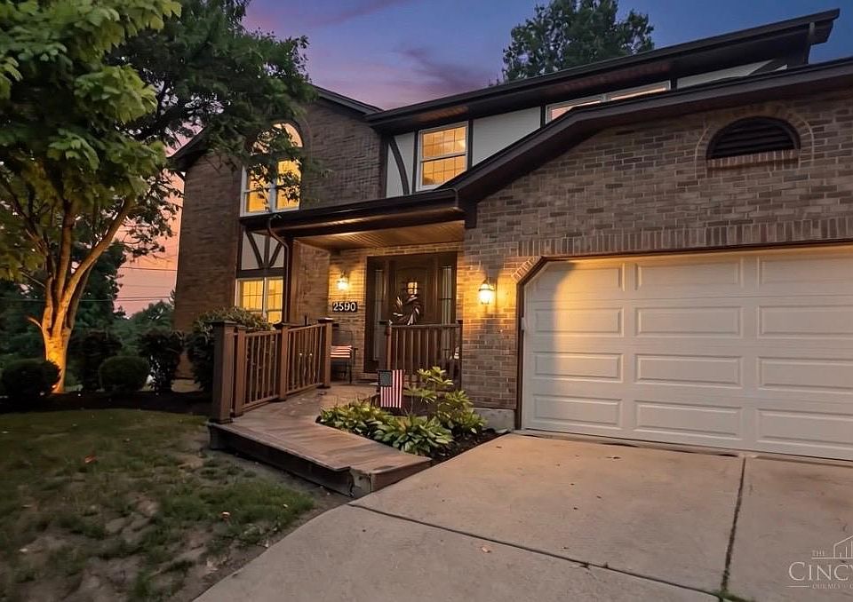 1st image of 2590 Westbourne Dr