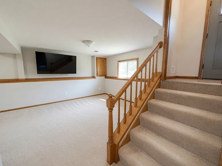 11379 Red Fox Dr N — Photo 16