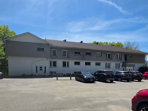 26 Herman Ave Unit 36, Huntsville, ON P1H 1J8