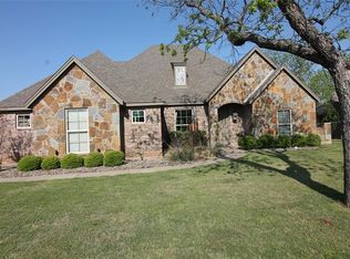 9300 Spyglass Ct, Granbury, TX 76049