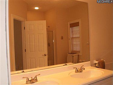 4th image of 5027 Bristol Ct