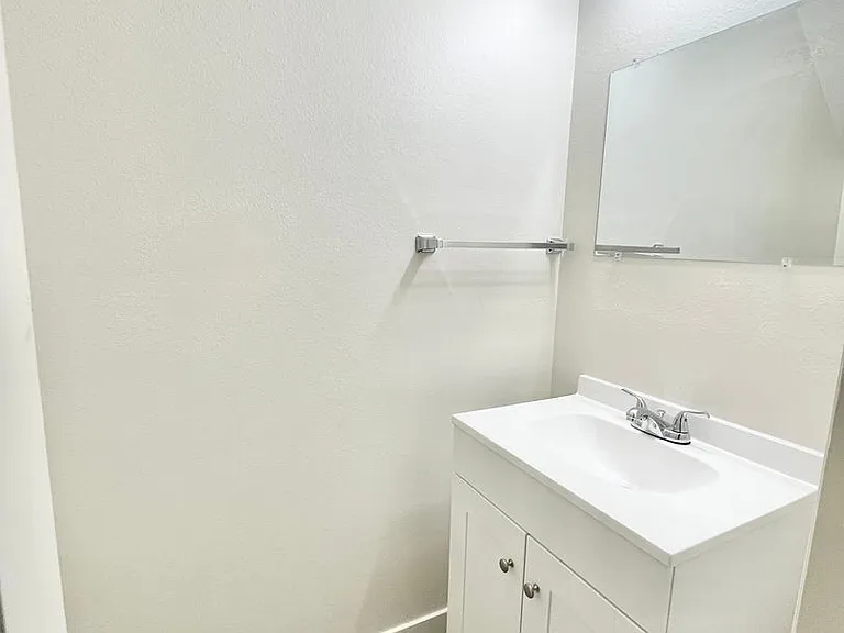 1112 Orchard Street — Photo 10