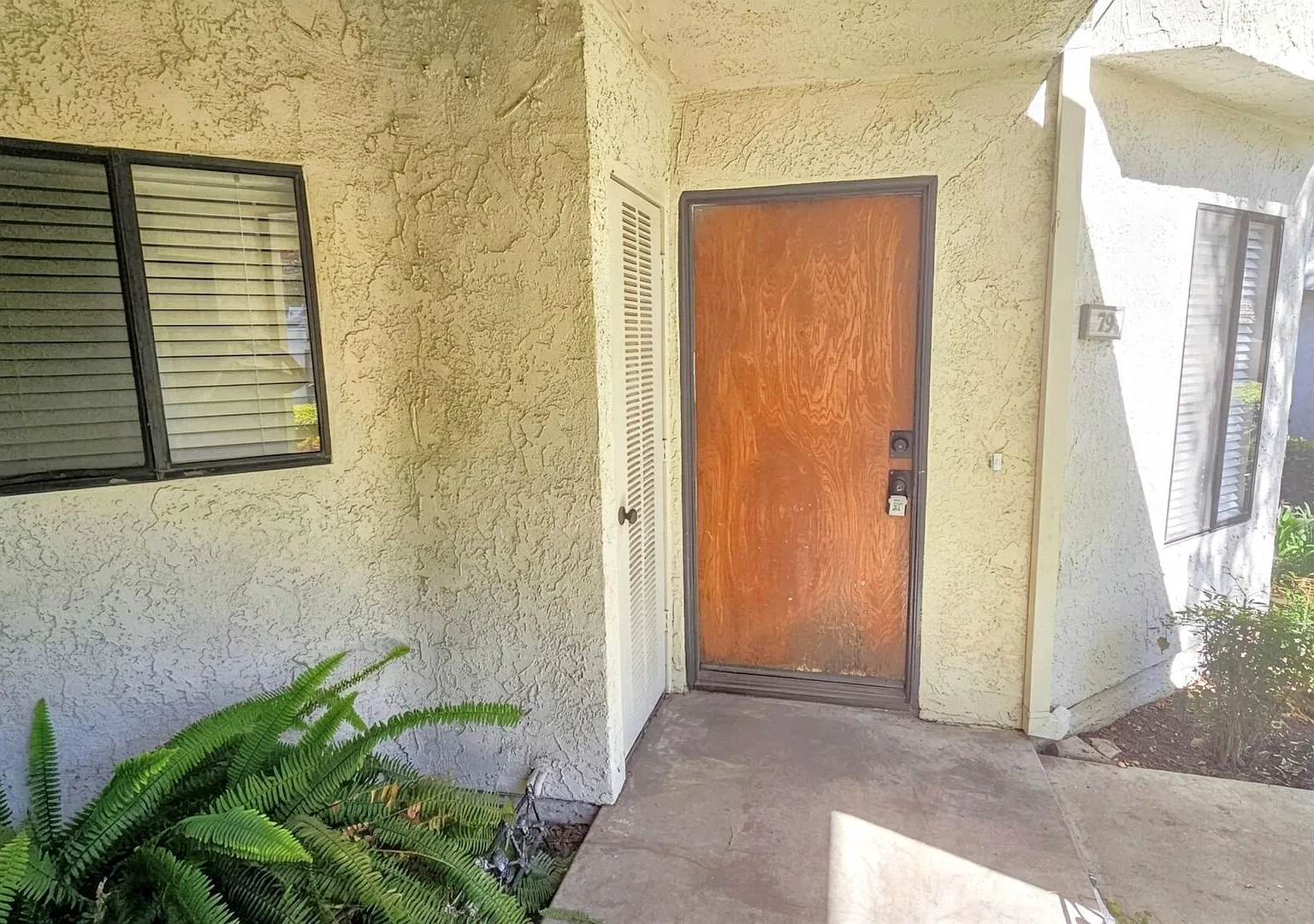 79 Brownfield Ln Pomona 91766 (2 Bed / 2 Bath) — Photo 3