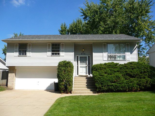 1st image of 610 Oriole Dr