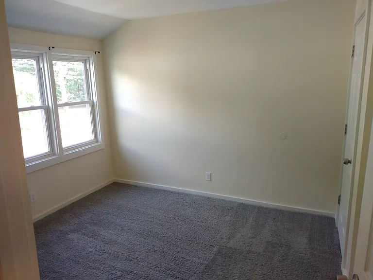 11 Great Hill Rd — Photo 10