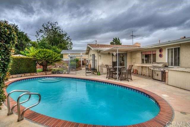 1st image of 10391 Ramona Way