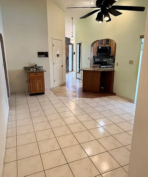 2408 Monza Dr — Photo 4
