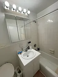 Rented by K & O Realty Associates Inc.