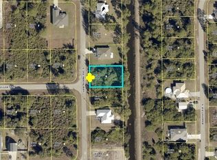 511 Hawthorne Ave S, Lehigh Acres, FL 33974