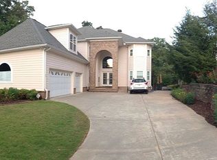 1926 Ahaluna Dr, Gainesville, GA 30501