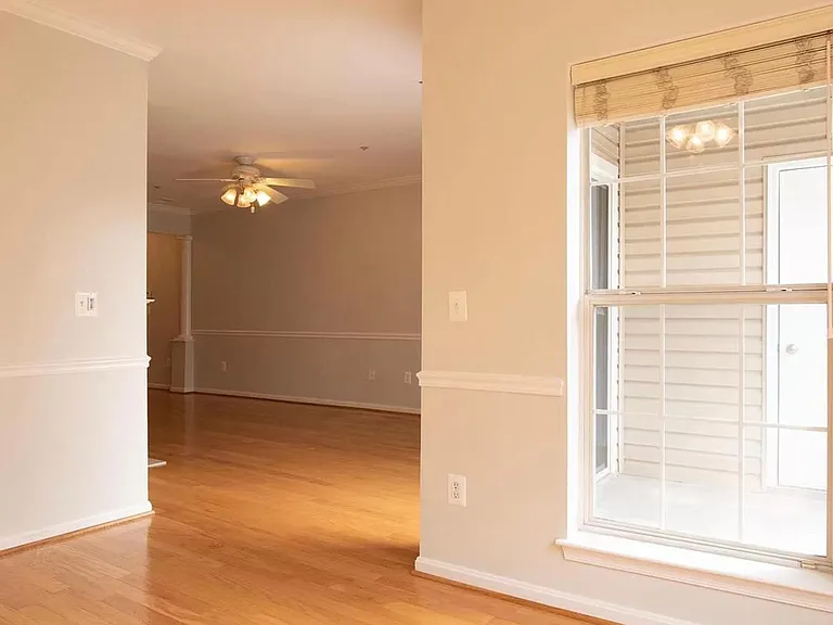 7000 Falls Reach Dr #102 — Photo 19