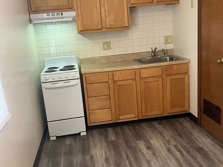 2637 Adams Ave — Photo 10