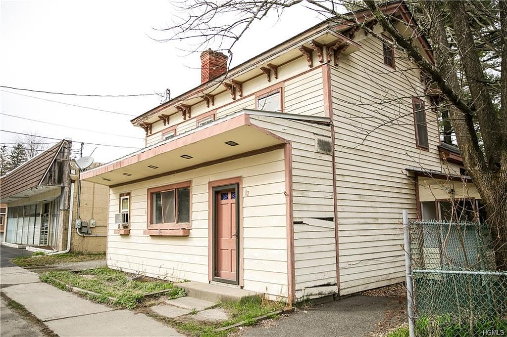 82 Sullivan St, Wurtsboro, NY 12790 Zillow
