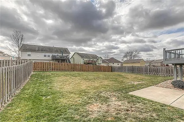 2125 Birch St — Photo 38