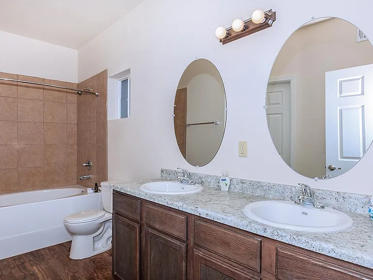 Villas at West Mountain — Photo 22