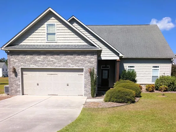 307 Antioch Lakes Road, New Bern, NC 28560