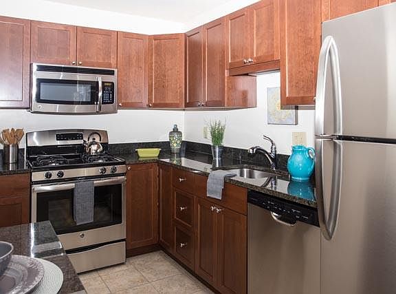 Renovated Kitchen (Cherry)