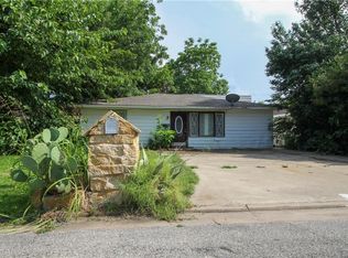 104 E Wilson Ave, Sherman, TX 75090