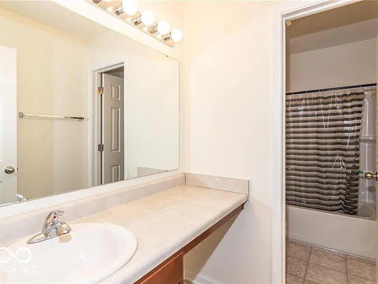 5606 Beale St — Photo 29