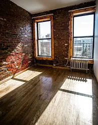 Rented by Wave Real Estate Group