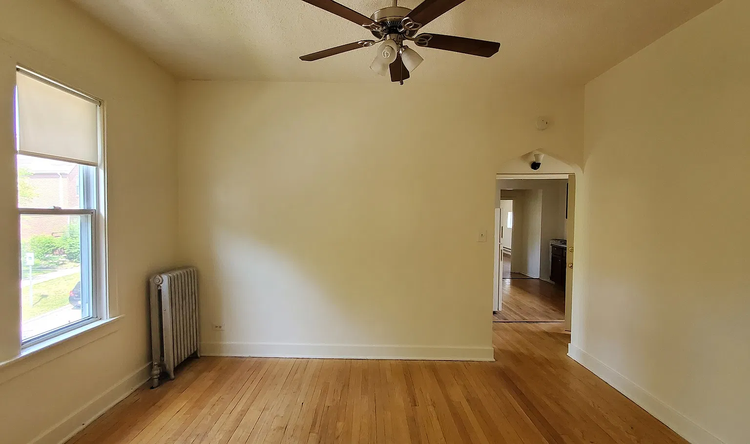4 bed, 1200 sqft, $1,700 — Photo 3
