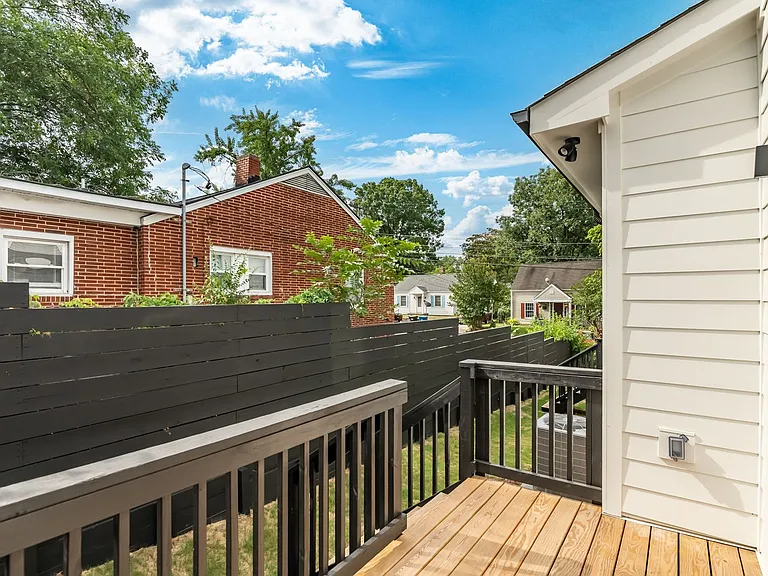 1019 Grant St — Photo 23