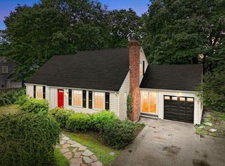 28 Hartford St, Natick, MA 01760