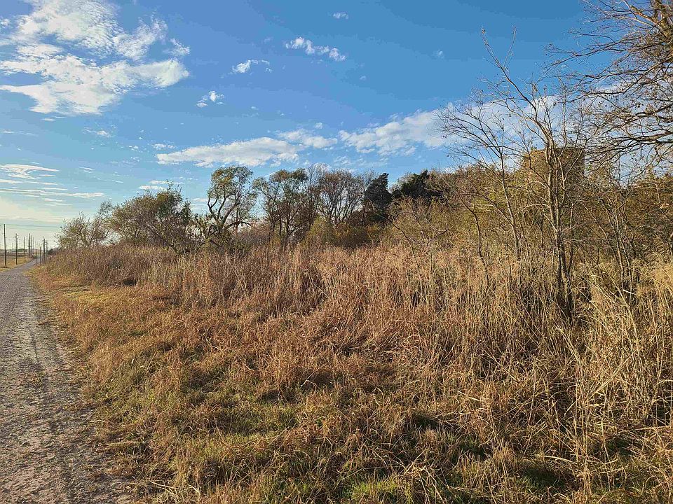 2nd image of 272nd Rd #Iv