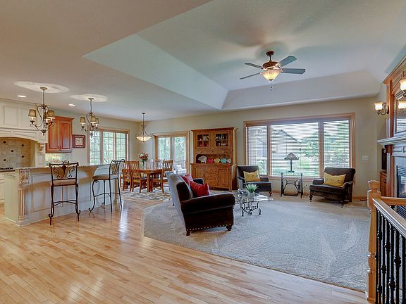4th image of 2764 105th Ave NE