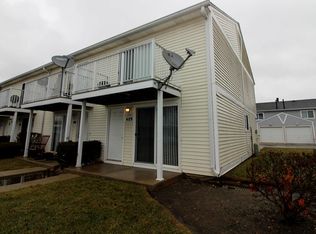 489 Meadow Green Ln, Round Lake Beach, IL